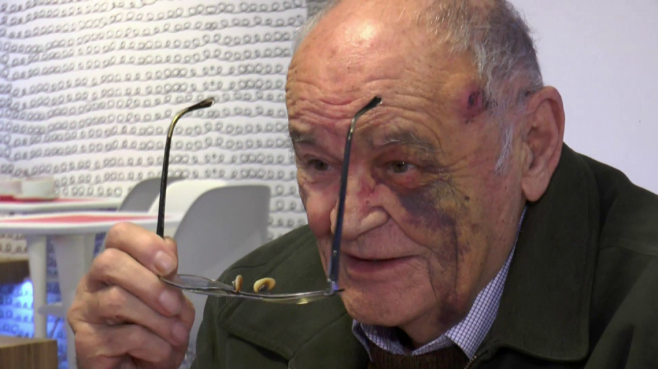 Zraněný režisér Václav Vorlíček